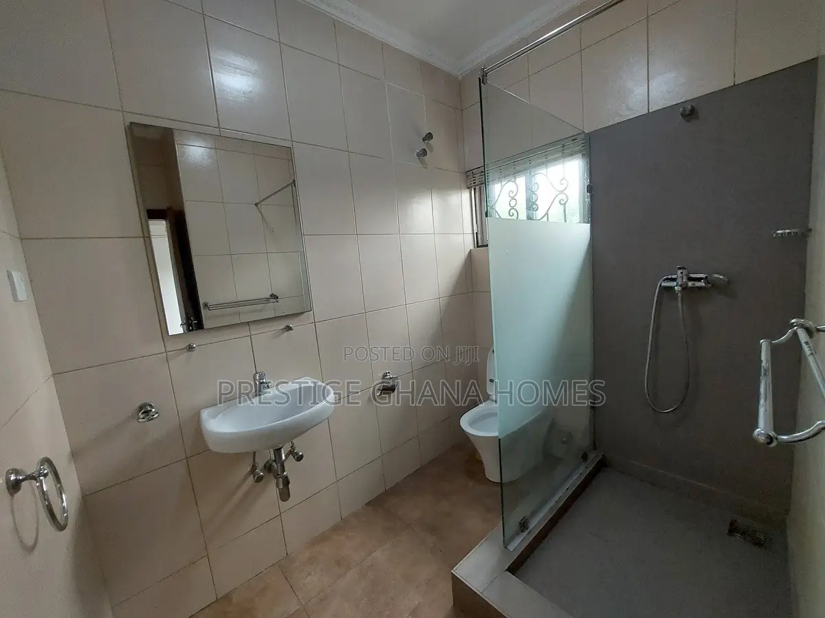 3bdrm Apartment in A&C Mall Area for rent