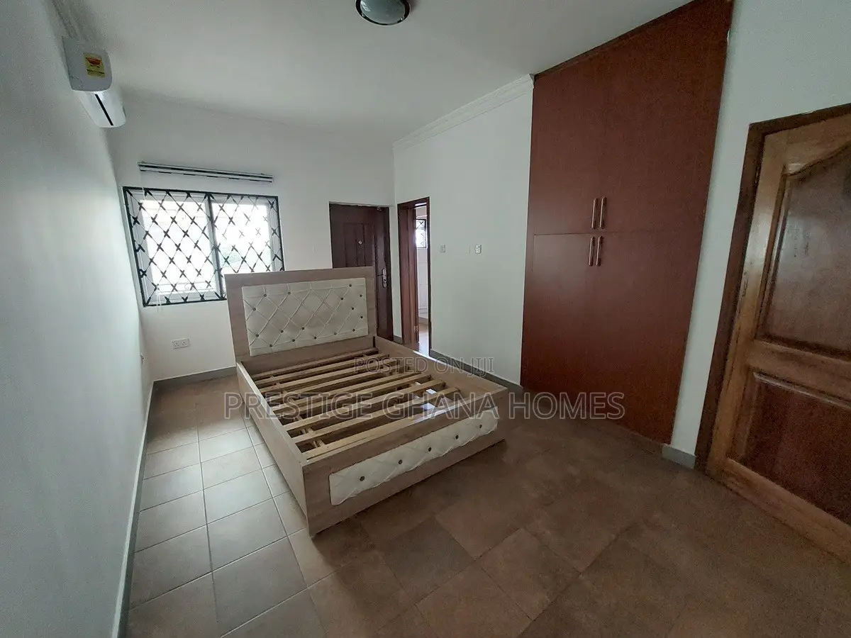 3bdrm Apartment in A&C Mall Area for rent