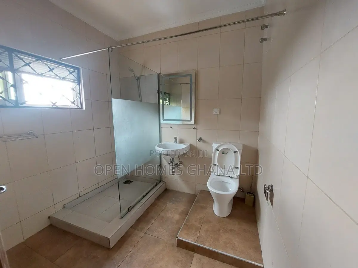 3bdrm Apartment in A&C Mall Area for rent