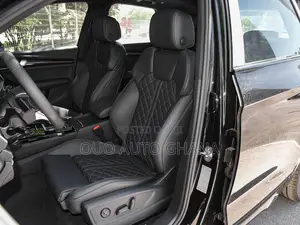 Audi SQ5 2025 Blue