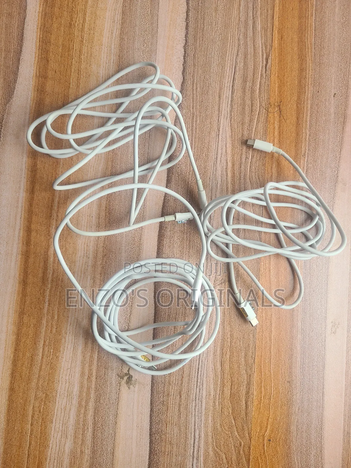 Macbook Pro Charger Cable USB-C Charge Cable 100% Original Home Used