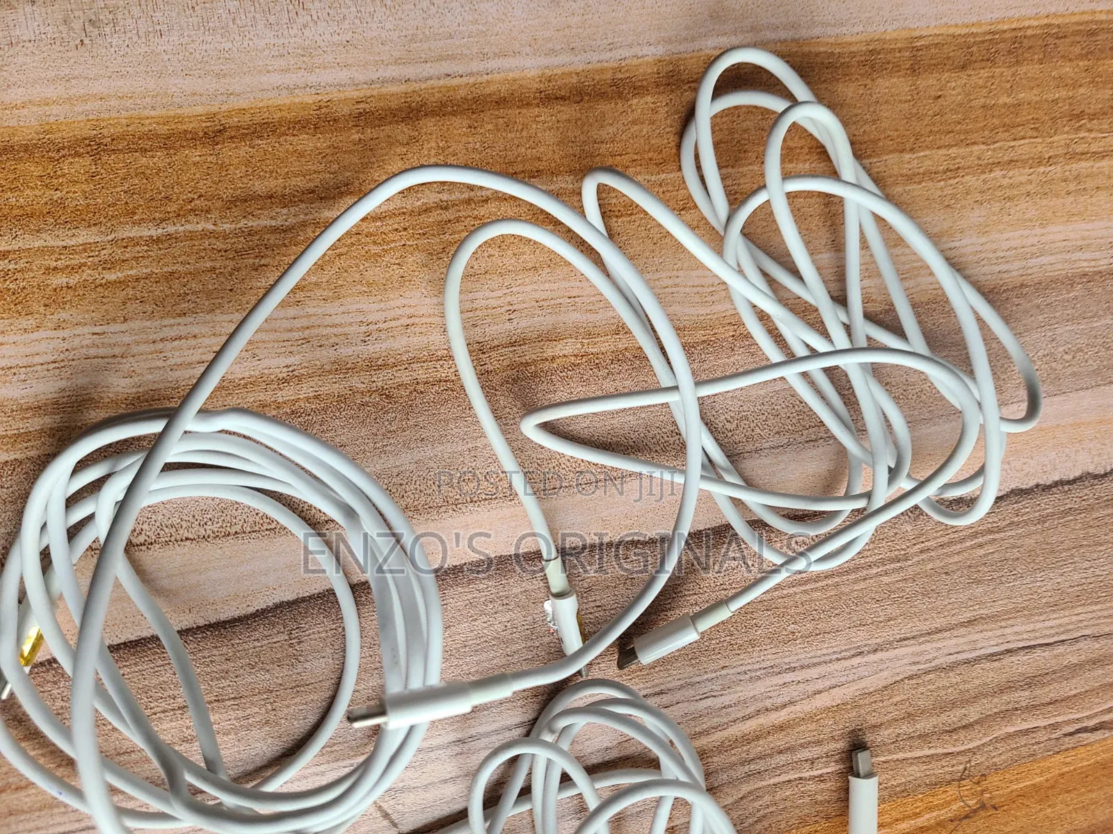 Macbook Pro Charger Cable USB-C Charge Cable 100% Original Home Used