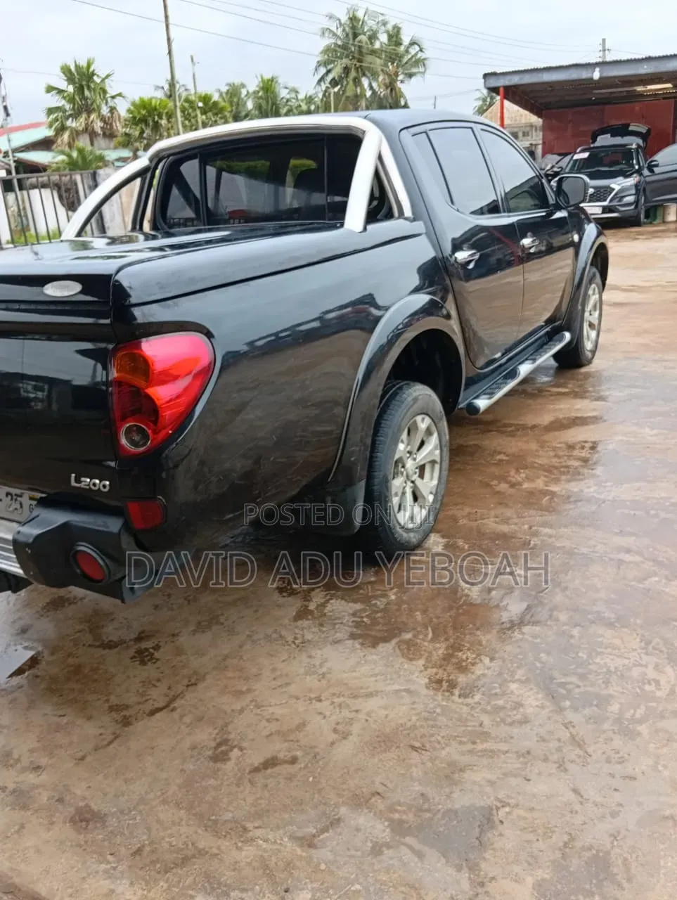 Mitsubishi L200 2013 Black