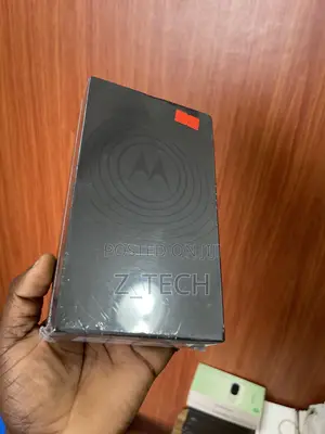 New Motorola Edge (2022) 128 GB Black
