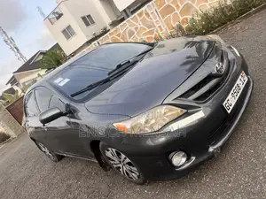 Toyota Corolla LE 4dr Sedan (1.8L 4cyl 4A) 2010 Black