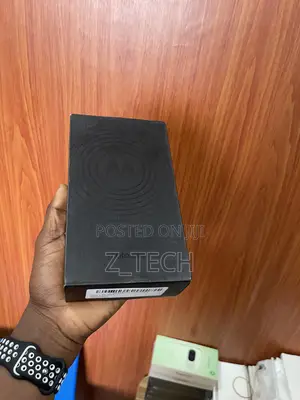 New Motorola Moto G 5G 128 GB Gray