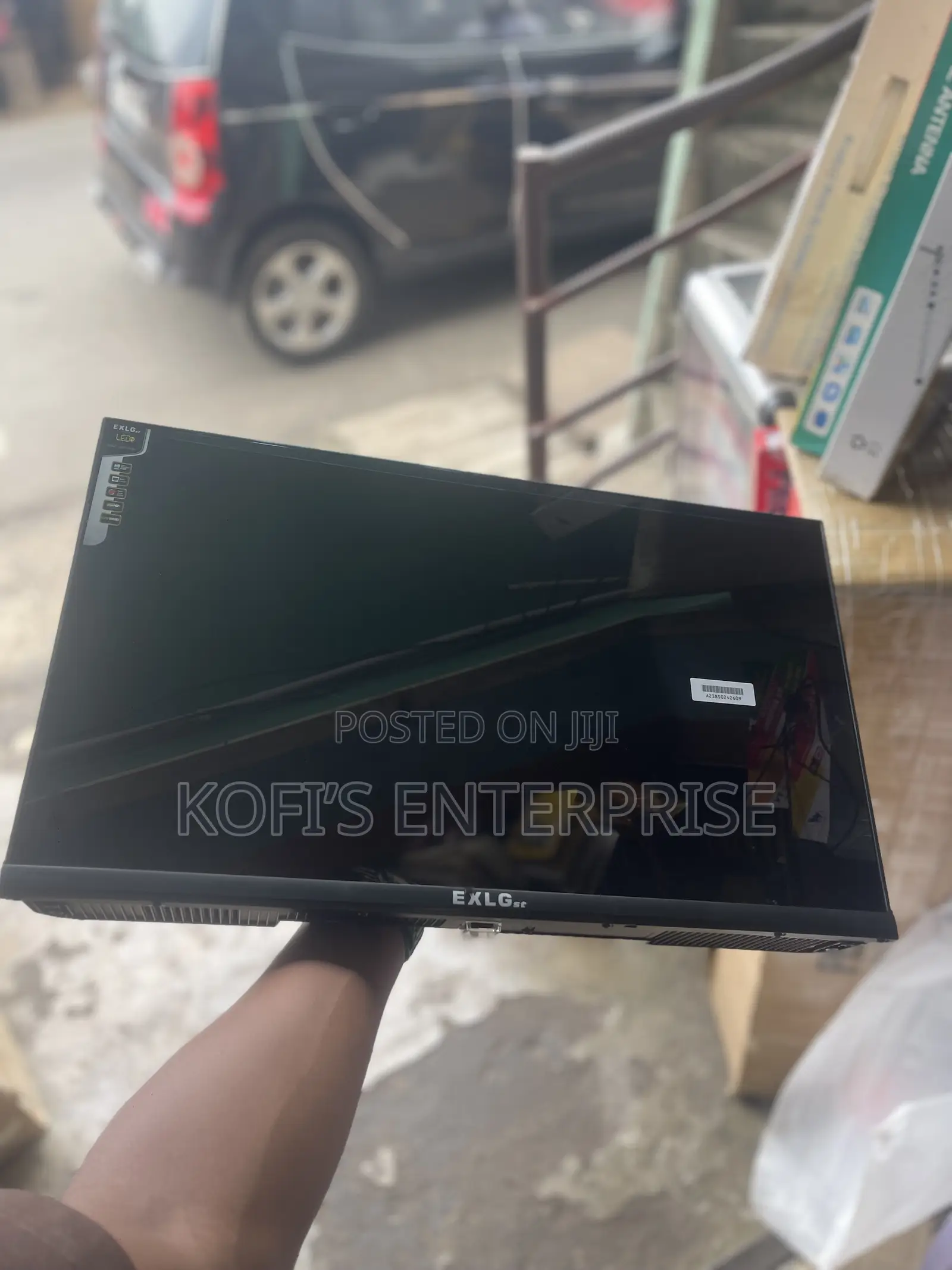 Exlg 24 Inches TV