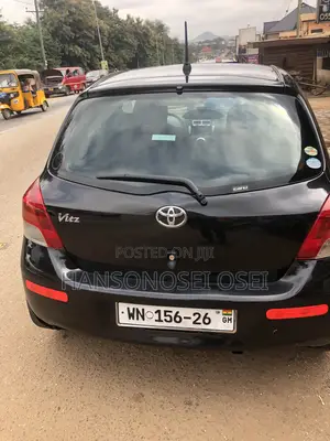 Toyota Vitz 2010 Black