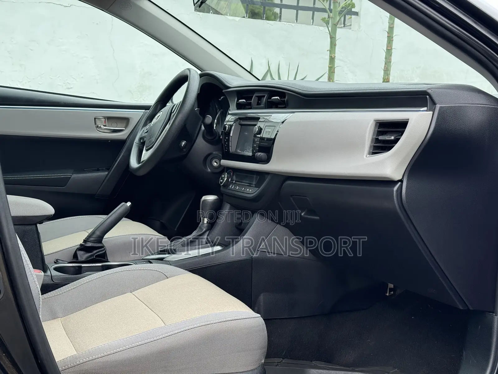 Toyota Corolla LE Eco Plus 4dr Sedan (1.8L 4cyl CVT) 2016 Black