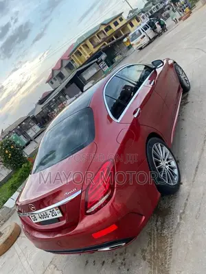 Mercedes-Benz C300 Base 4Matic Sedan AWD (2.0L 4cyl 7A) 2016 Red