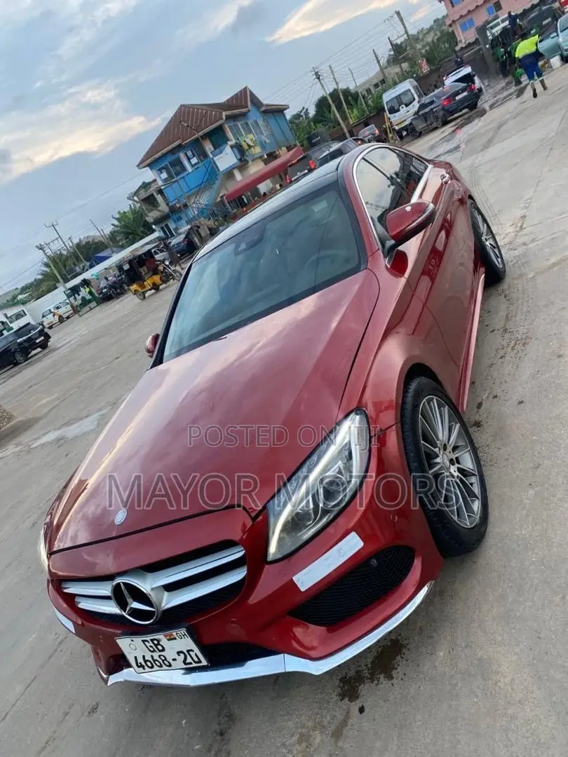 Mercedes-Benz C300 Base 4Matic Sedan AWD (2.0L 4cyl 7A) 2016 Red