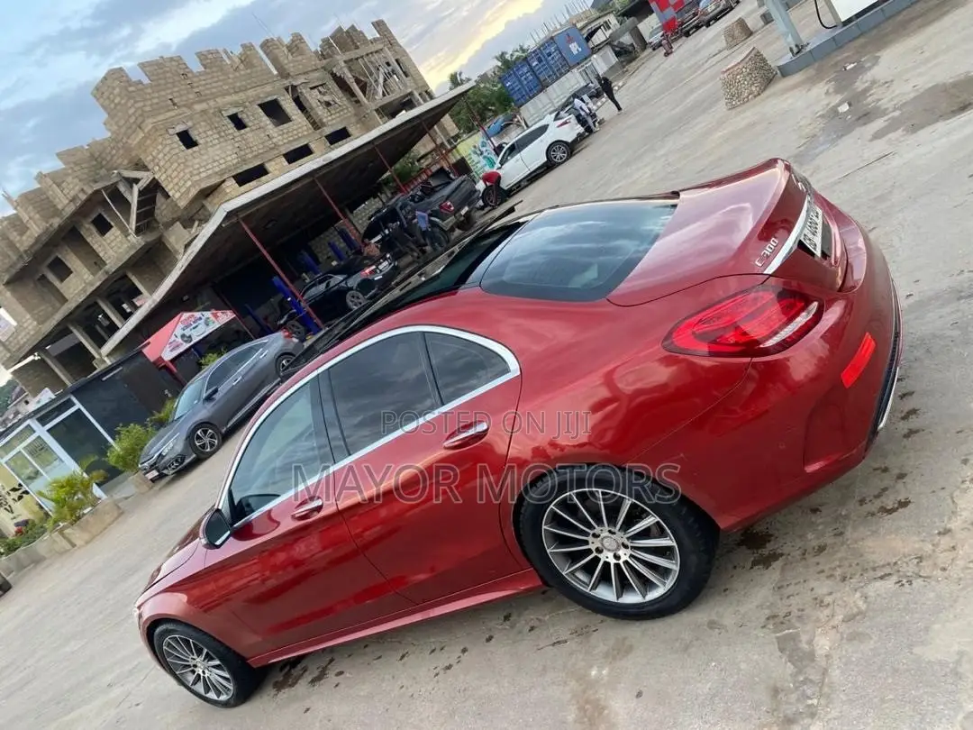 Mercedes-Benz C300 Base 4Matic Sedan AWD (2.0L 4cyl 7A) 2016 Red