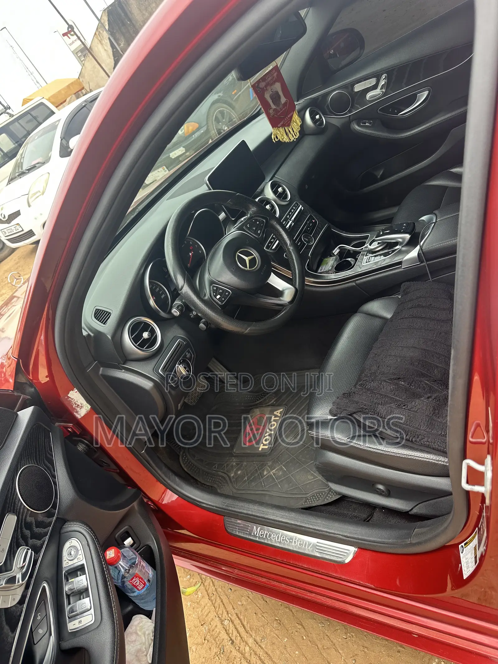 Mercedes-Benz C300 Base 4Matic Sedan AWD (2.0L 4cyl 7A) 2016 Red