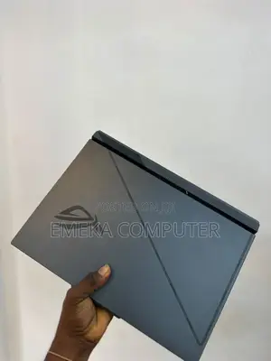 Laptop Asus ROG Strix G16 G614 16GB Intel Core i7 SSD 1T