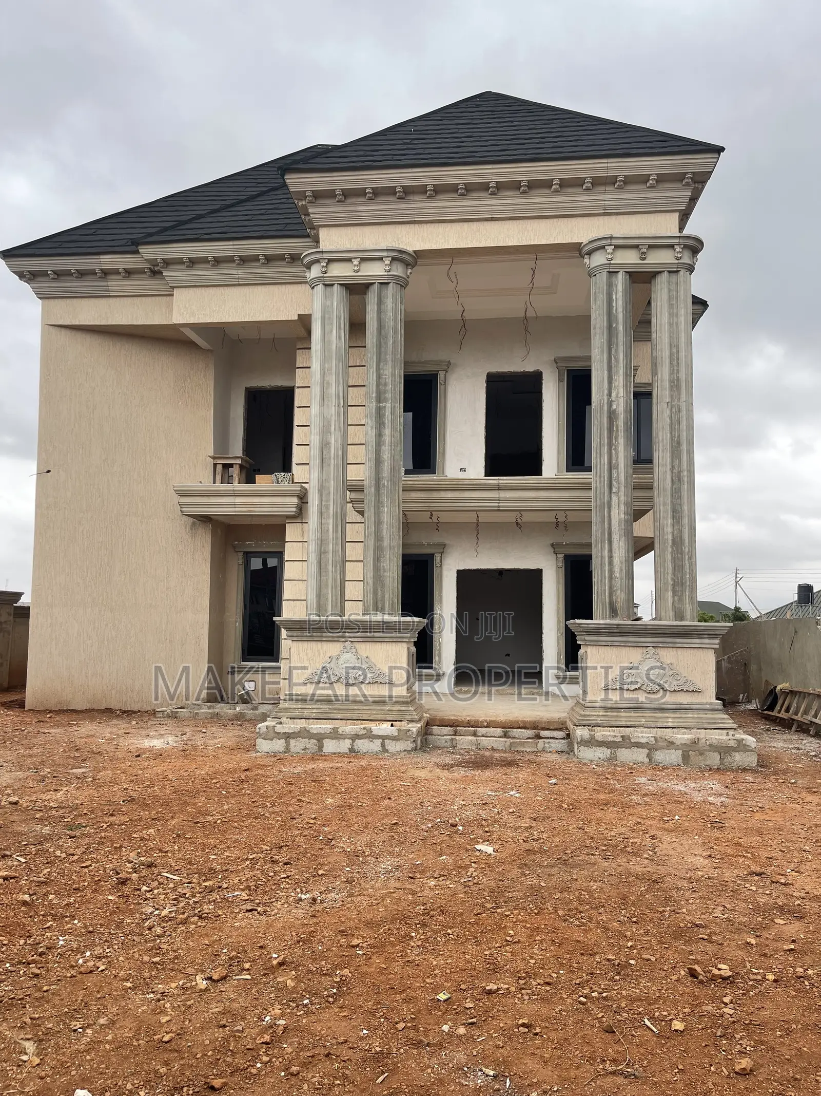4bdrm House in East Legon for sale