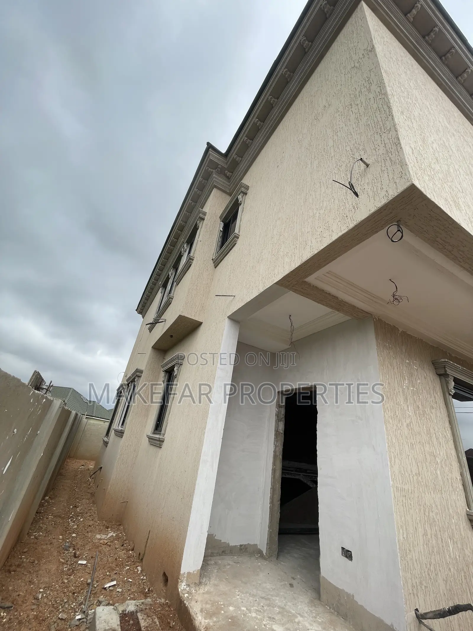 4bdrm House in East Legon for sale