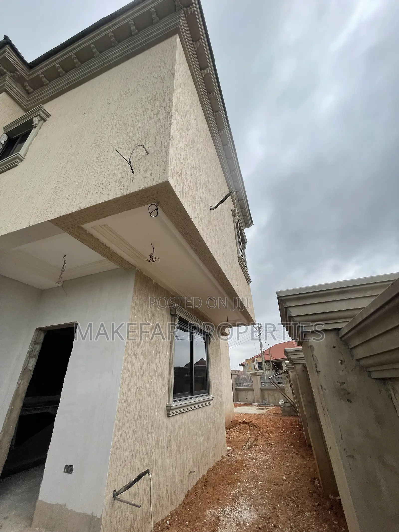 4bdrm House in East Legon for sale