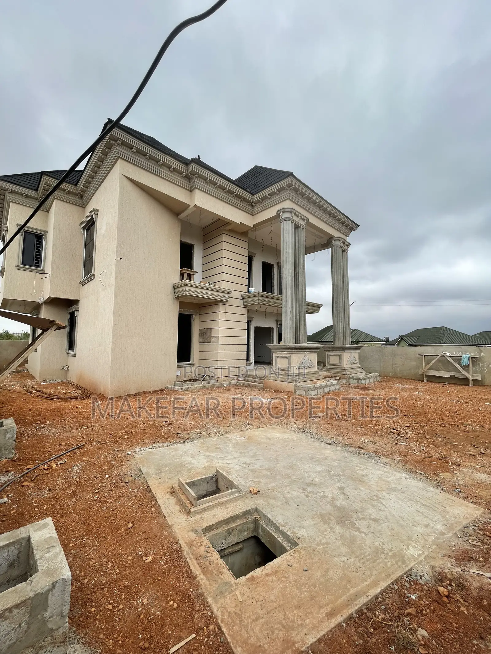 4bdrm House in East Legon for sale