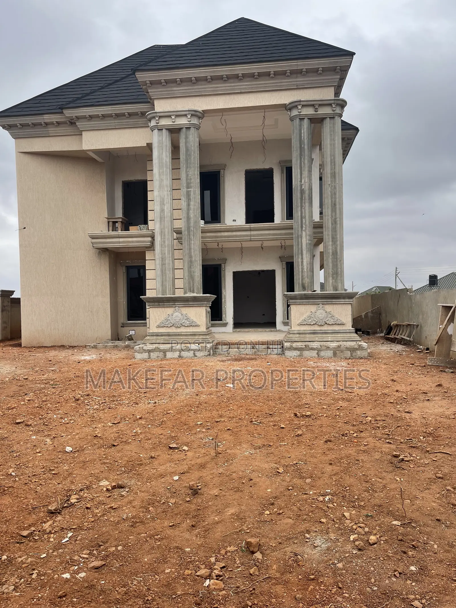 4bdrm House in East Legon for sale