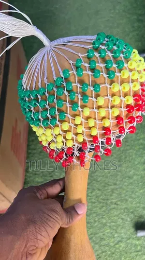 Local Maracas