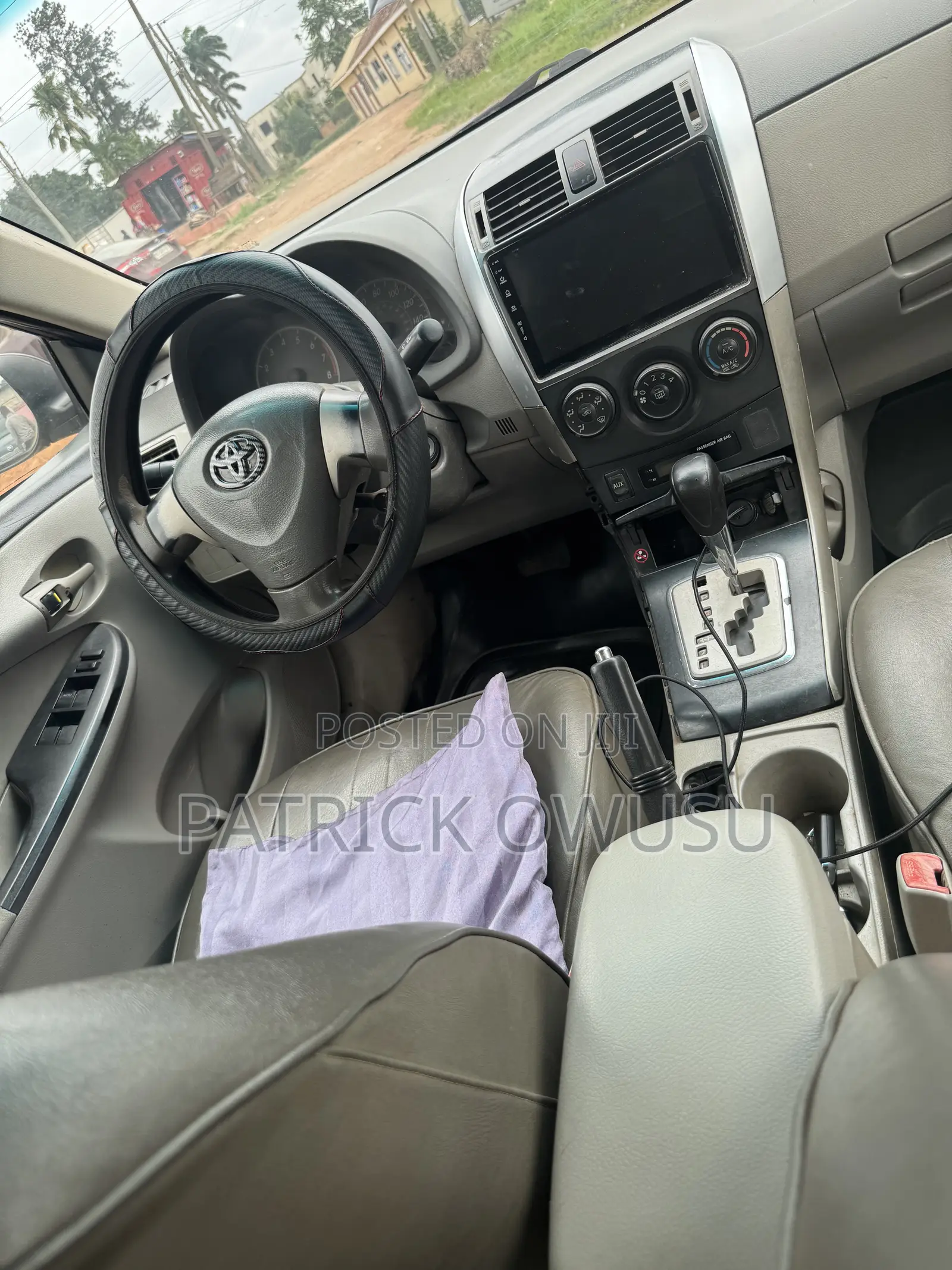 Toyota Corolla 2010 Gray