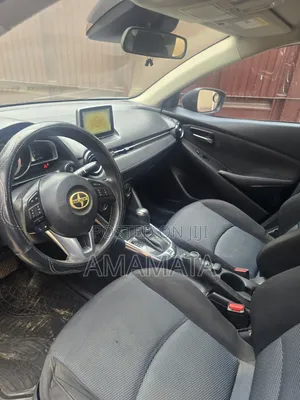 Toyota Yaris iA 1.5 FWD 2016 Gray