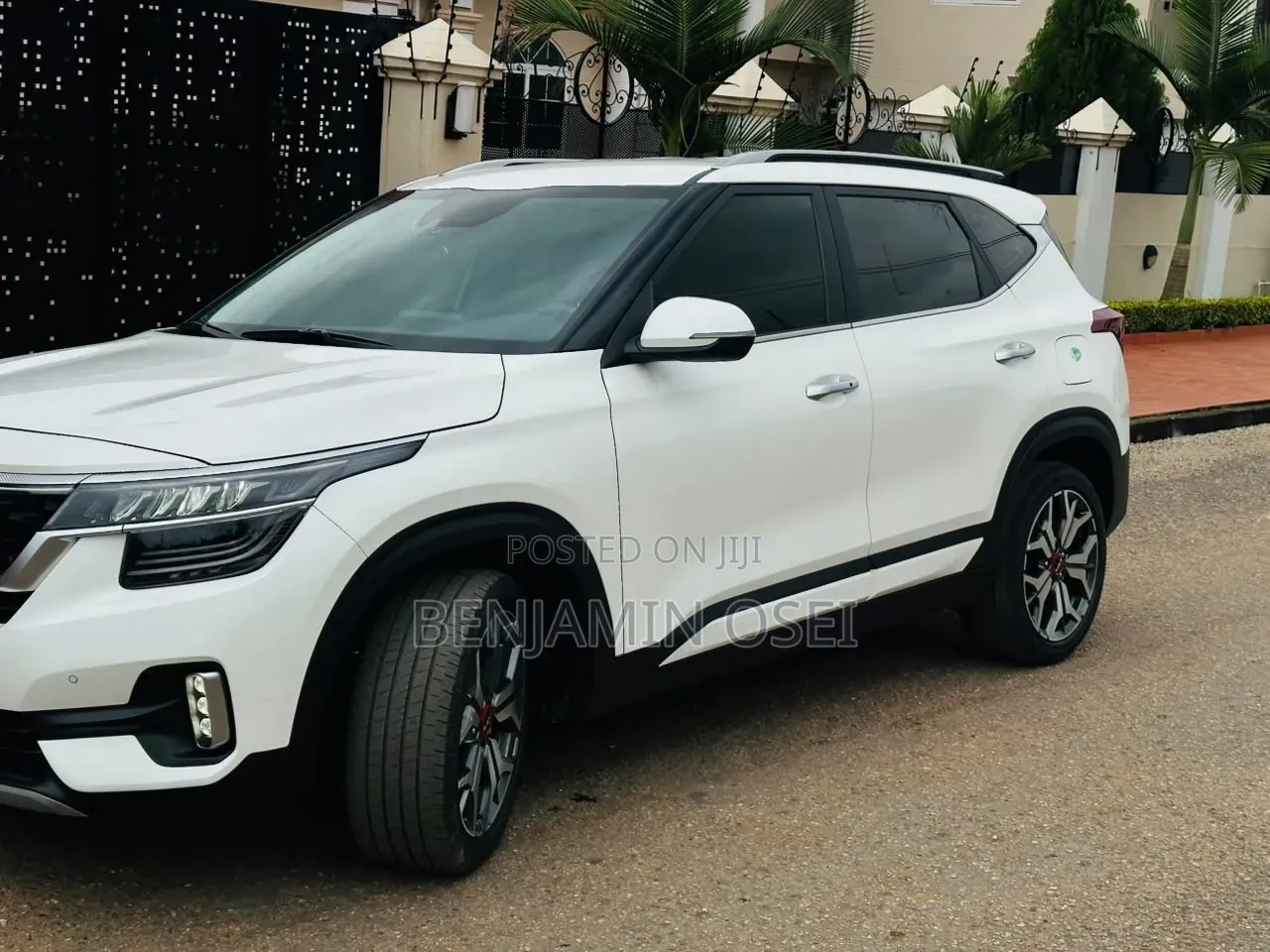 Kia Seltos SX 2023 White