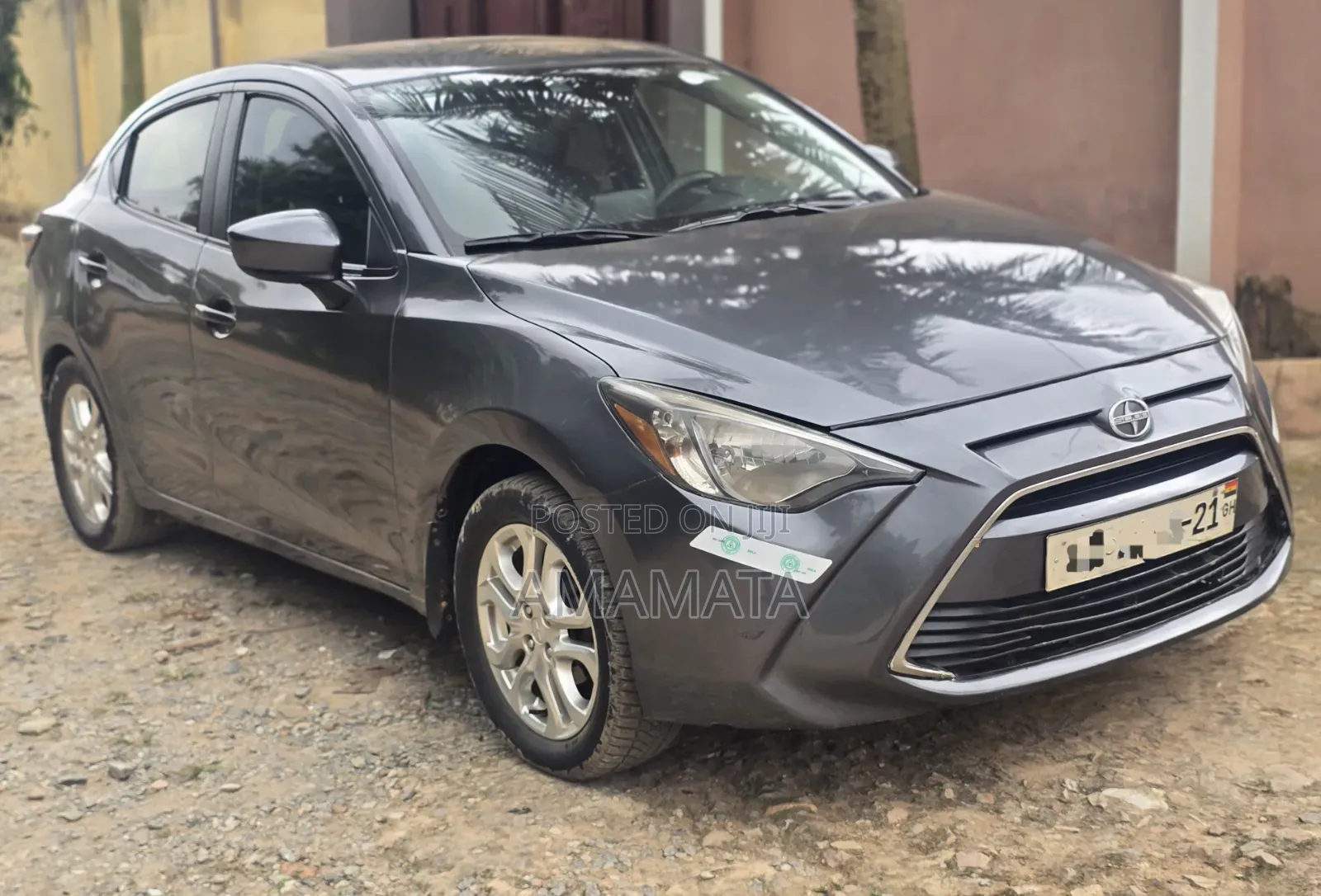 Toyota Yaris iA 1.5 FWD 2016 Gray