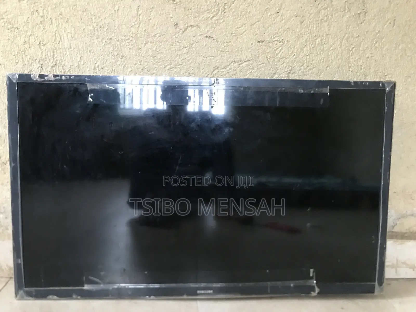 Samsung 32 Inches