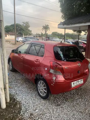 Toyota Vitz 1.5 FWD 3dr 2010 Red