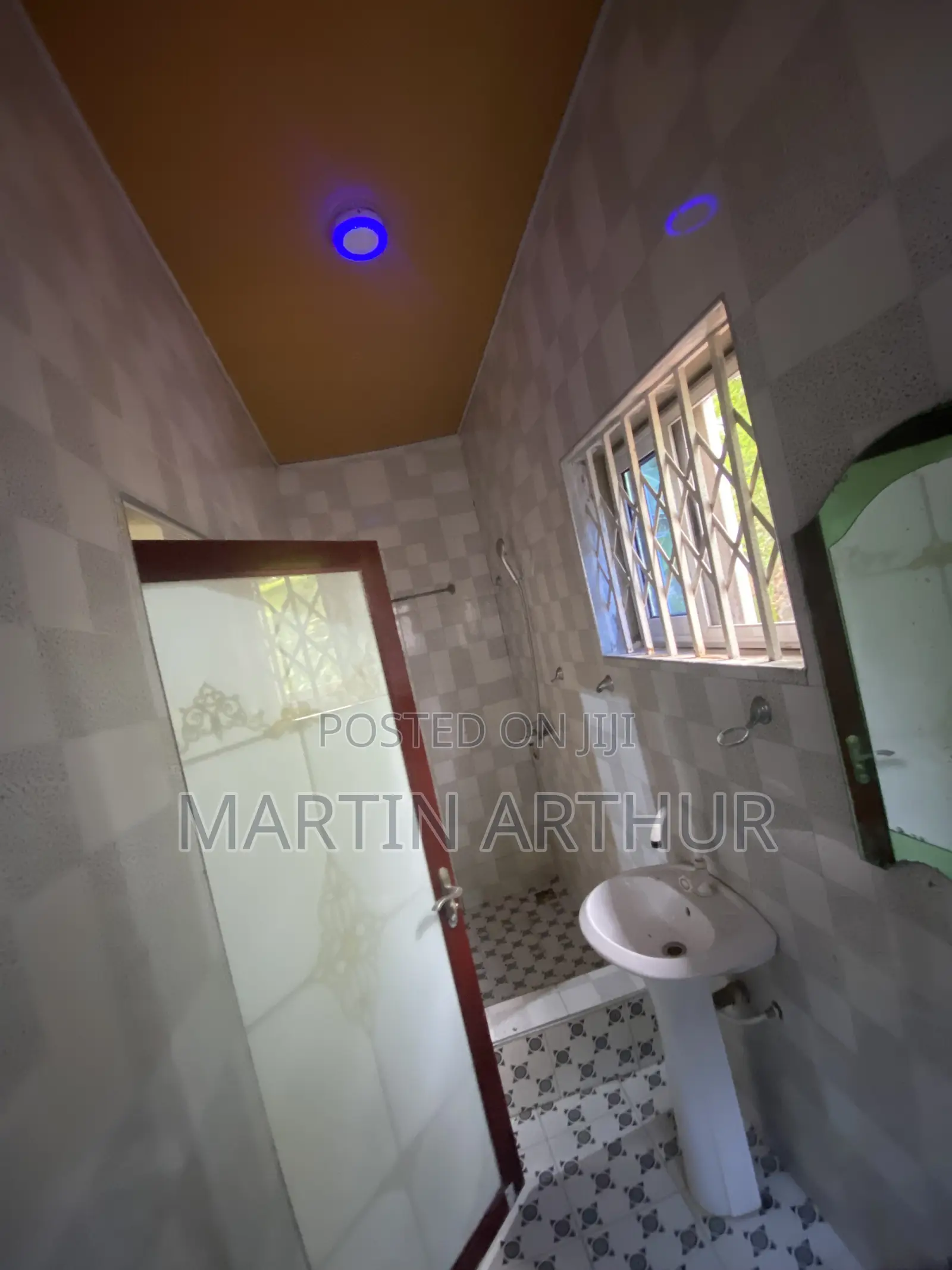 2bdrm House in Afuaman Station, Manhean for rent
