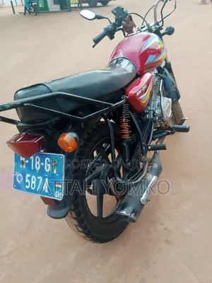 Bajaj Boxer 150 UG 2018 Red