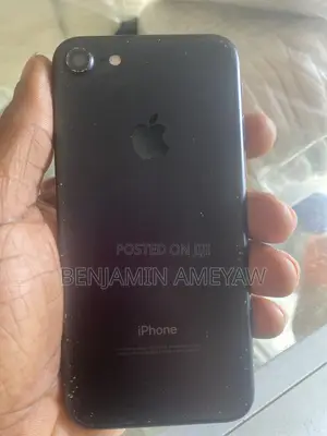 Apple iPhone 7 32 GB Black