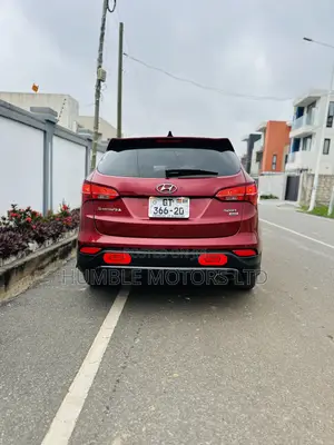 Hyundai Santa Fe 2013 Red