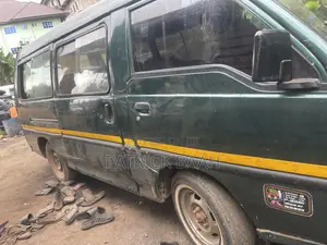 Hyundai H-100 2003 Green