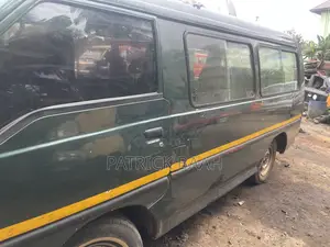 Hyundai H-100 2003 Green