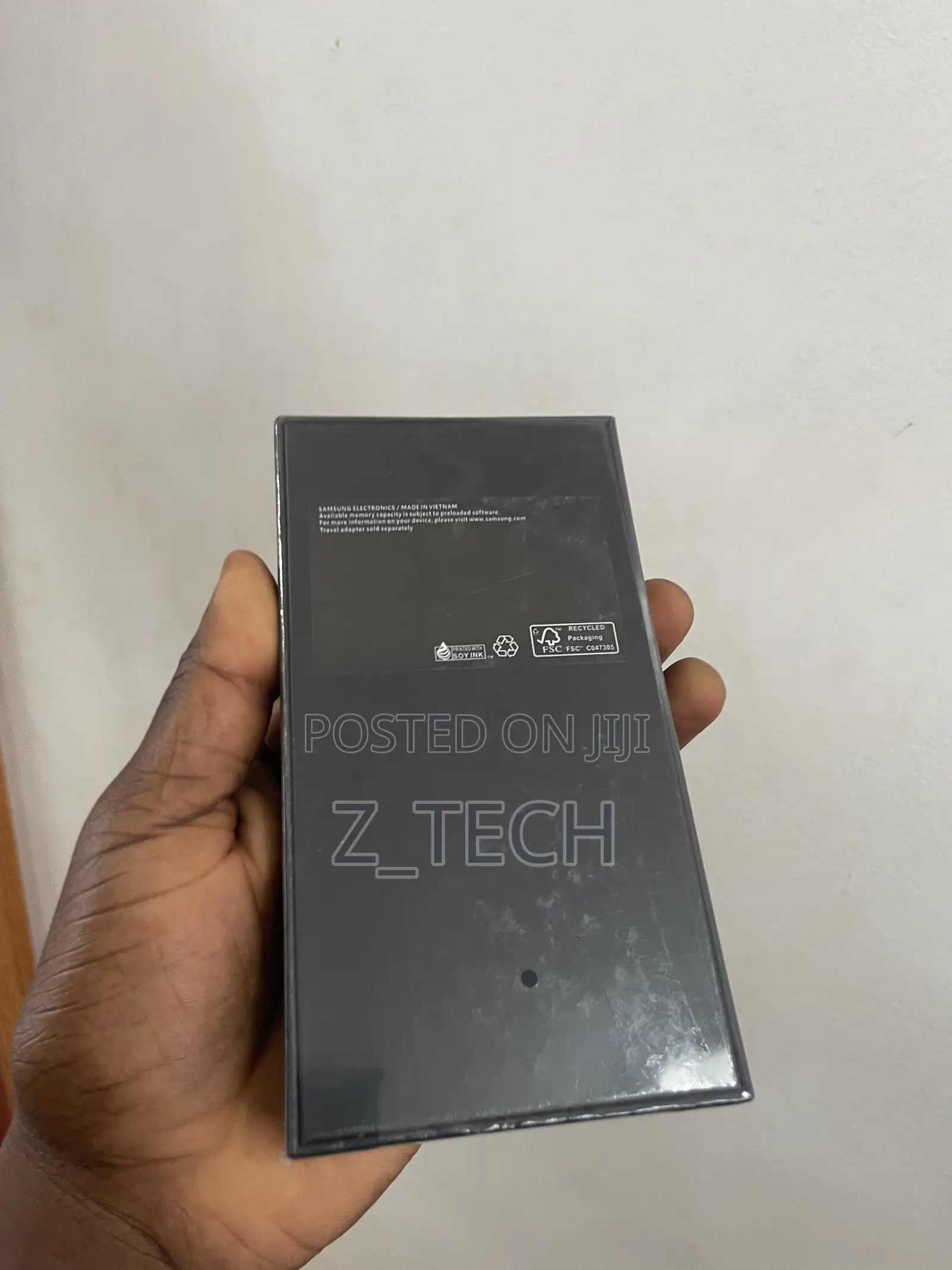 New Samsung Galaxy S22 5G 256 GB Black