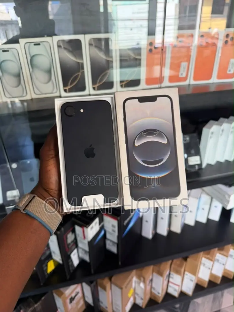 New Apple iPhone 16e 128 GB Black