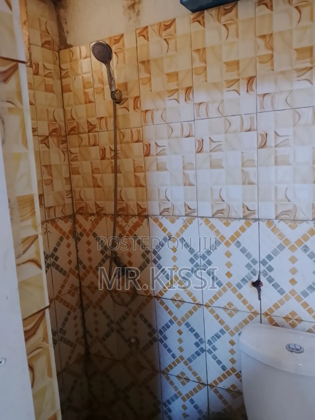 Mini Flat in Srsc, Gomoa East for rent