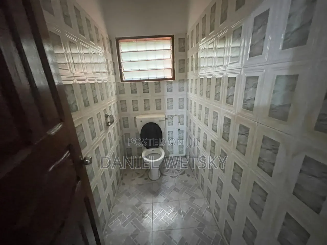 2bdrm Apartment in Mary Lucy Hospital, Last Stop for rent