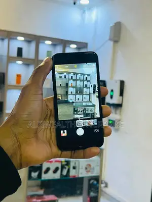 Apple iPhone 7 32 GB Black