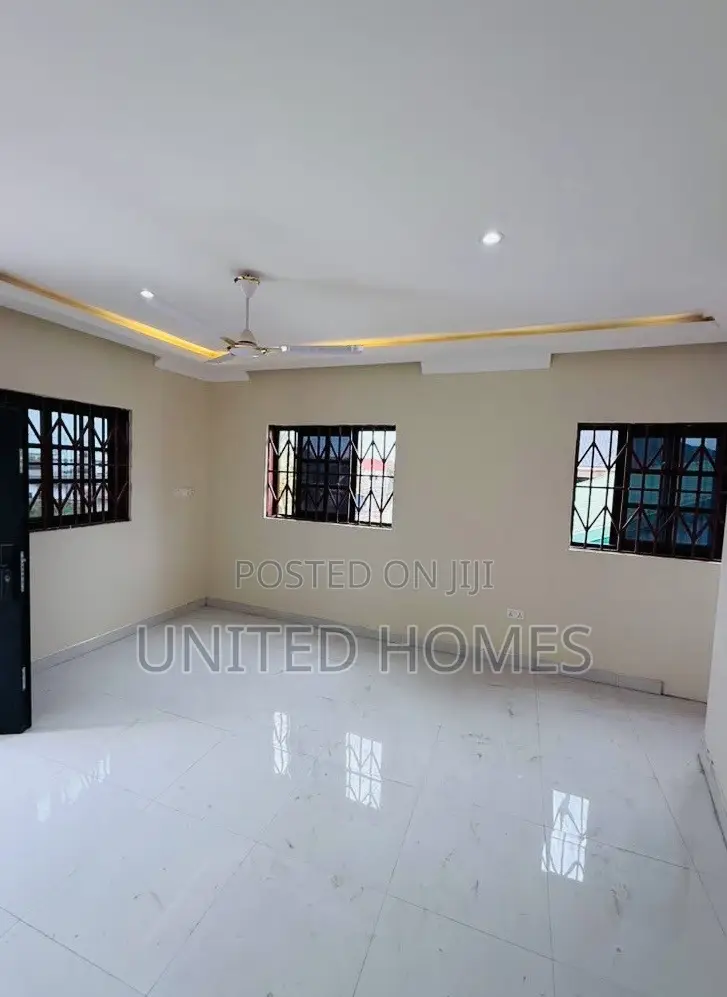 2bdrm House in Awoshie for sale
