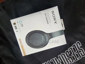 Sony WH-1000XM4