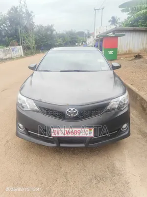 Toyota Camry 2014 Gray
