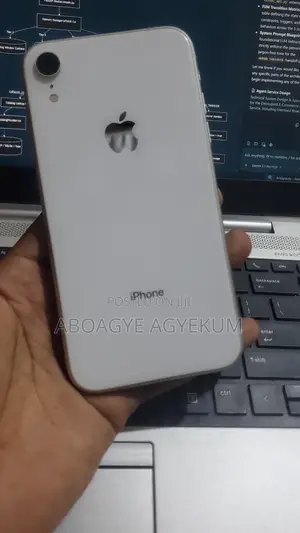 Apple iPhone XR 64 GB White