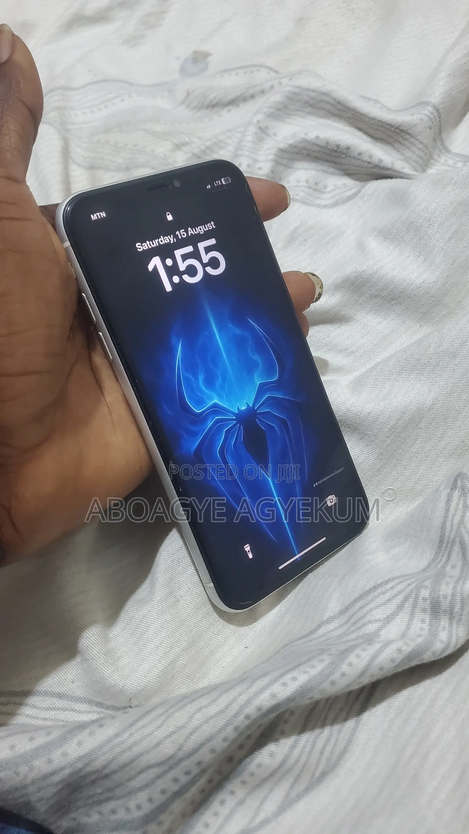 Apple iPhone XR 64 GB White
