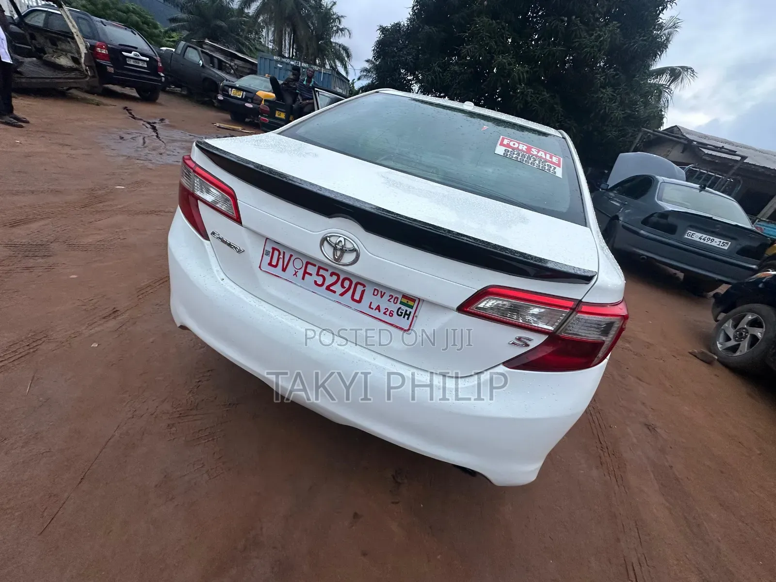 Toyota Camry 2015 White