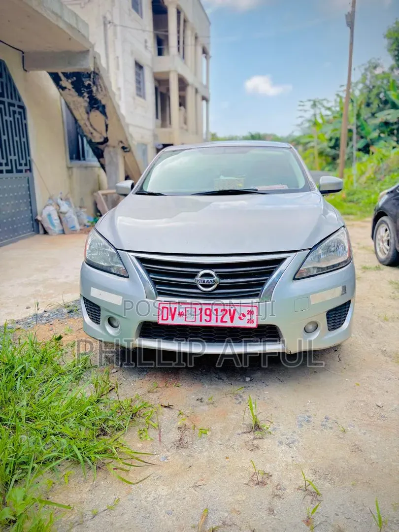 Nissan Sentra S 4dr Sedan (1.8L 4cyl CVT) 2015 Silver