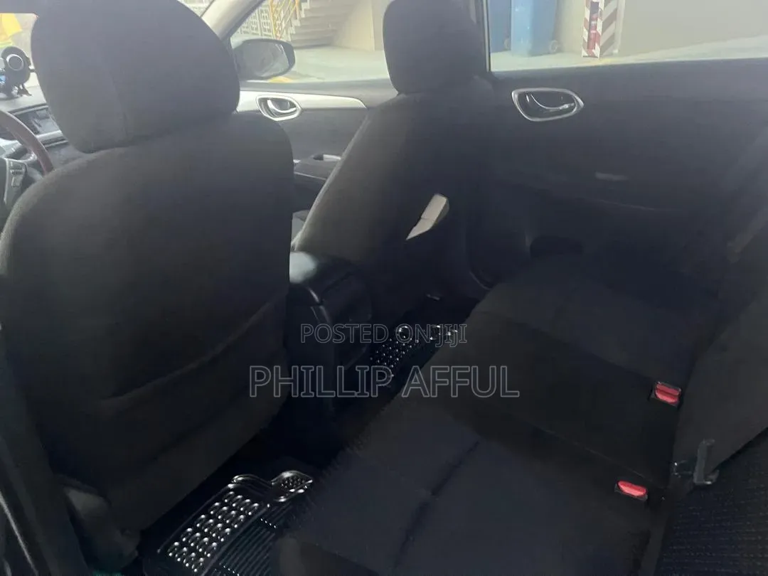 Nissan Sentra S 4dr Sedan (1.8L 4cyl CVT) 2015 Silver