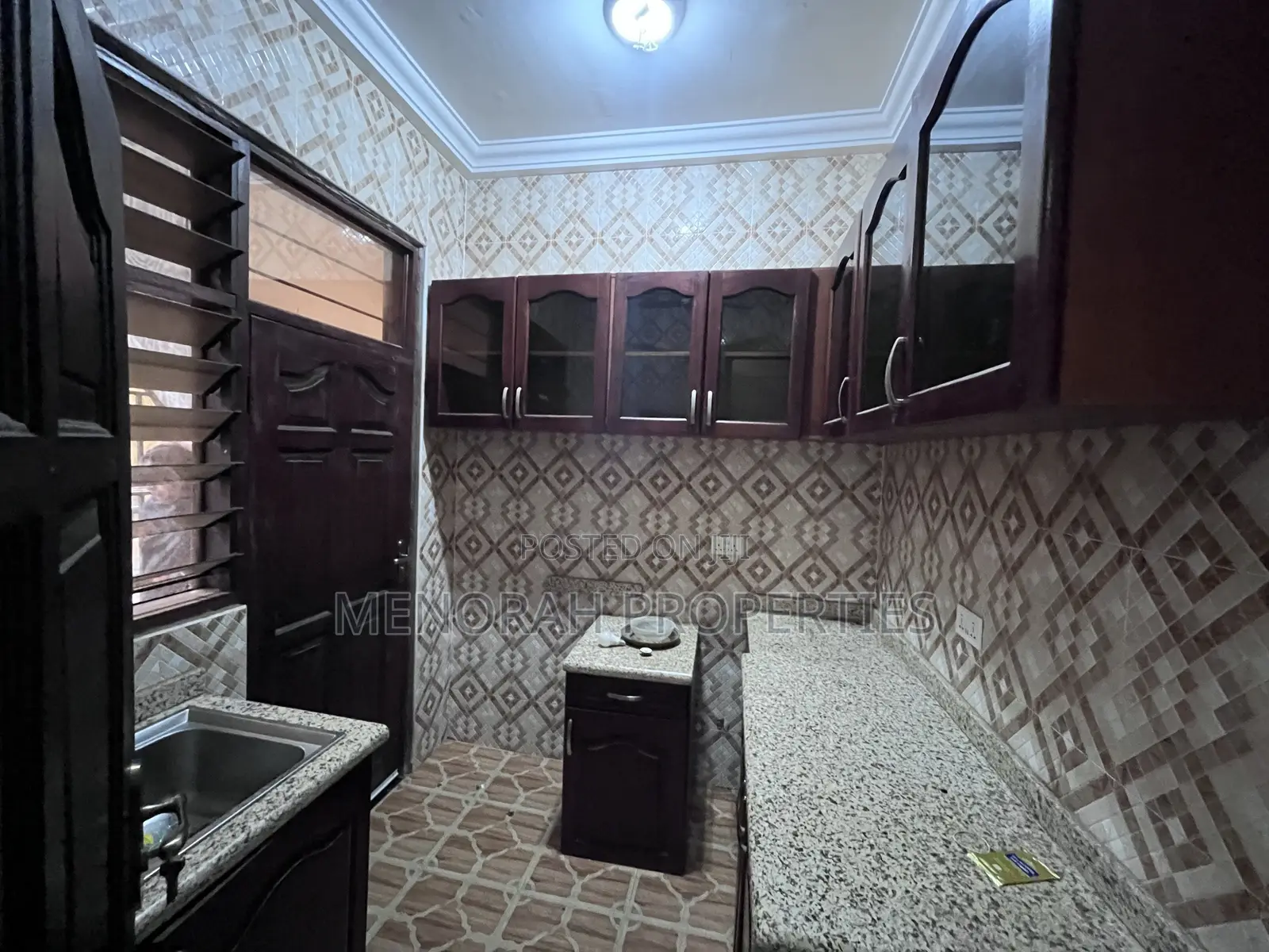 2bdrm Apartment in Adenta Amrahia for rent